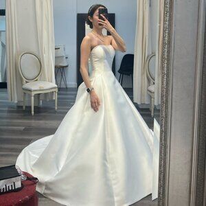 Pronovias “Jory” Off-White Strapless A-line Gown